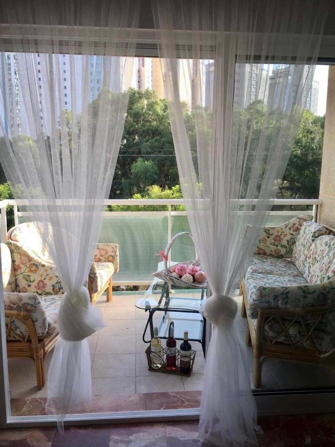Magic Studio With Swimming Pool Benidorm Bagian luar foto