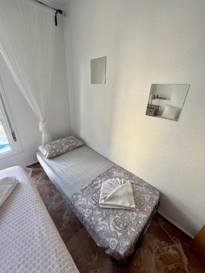 Magic Studio With Swimming Pool Benidorm Bagian luar foto