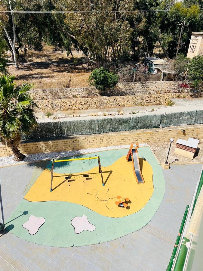 Magic Studio With Swimming Pool Benidorm Bagian luar foto
